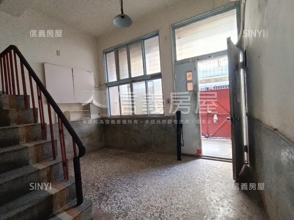 南園街寧靜透天房屋室內格局與周邊環境