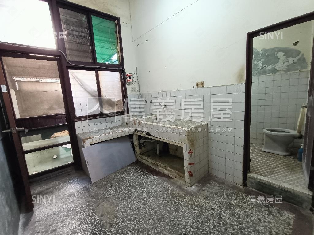 南園街寧靜透天房屋室內格局與周邊環境