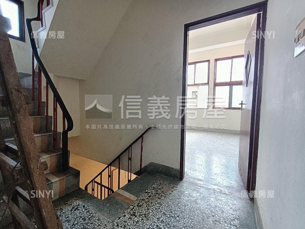 南園街寧靜透天房屋室內格局與周邊環境