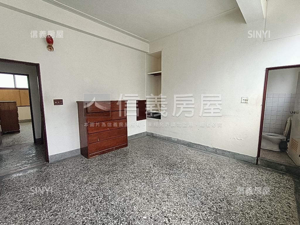 南園街寧靜透天房屋室內格局與周邊環境