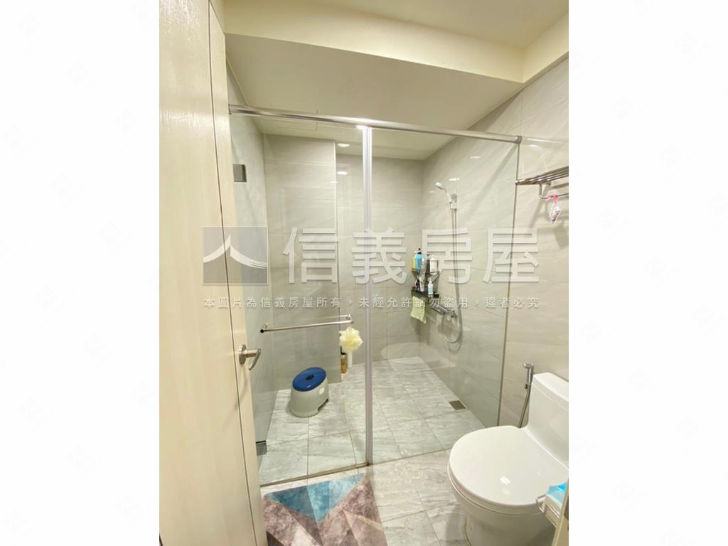 九期東英前院美別墅房屋室內格局與周邊環境