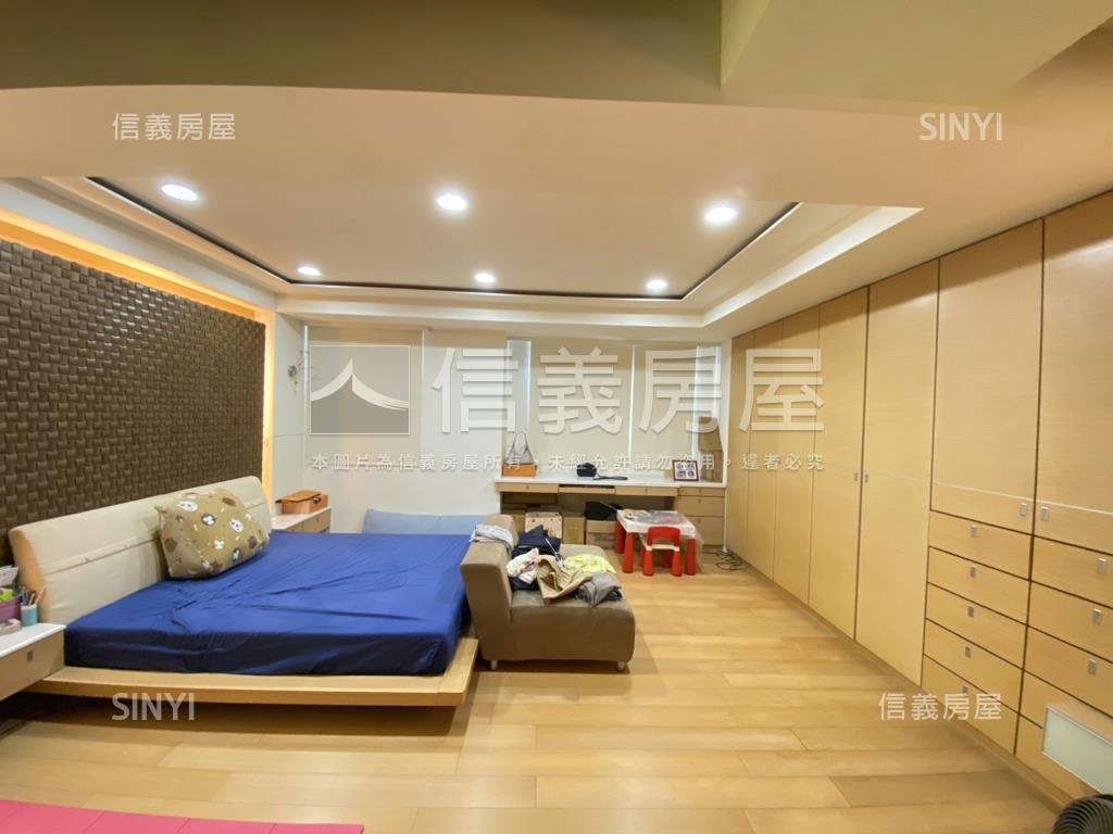 九期東英前院美別墅房屋室內格局與周邊環境