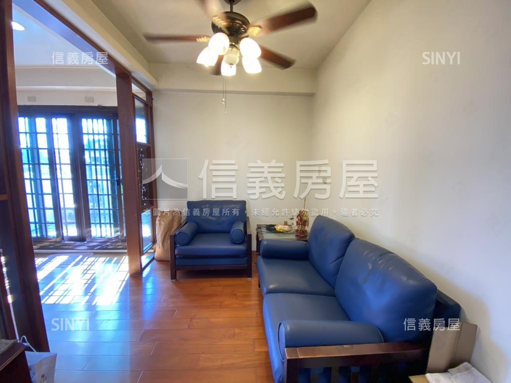 九期東英前院美別墅房屋室內格局與周邊環境