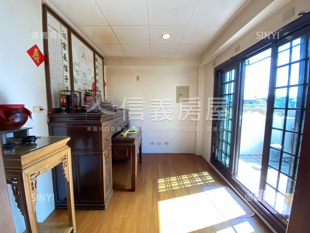 九期東英前院美別墅房屋室內格局與周邊環境