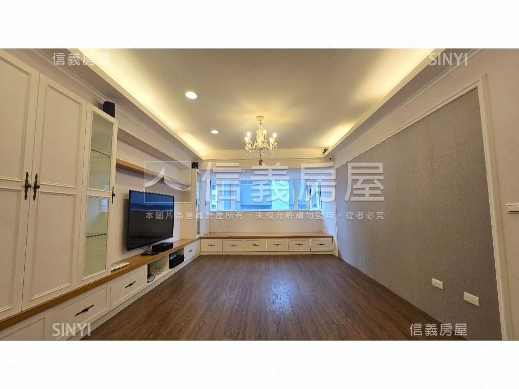 世紀名人裝潢高樓房屋室內格局與周邊環境