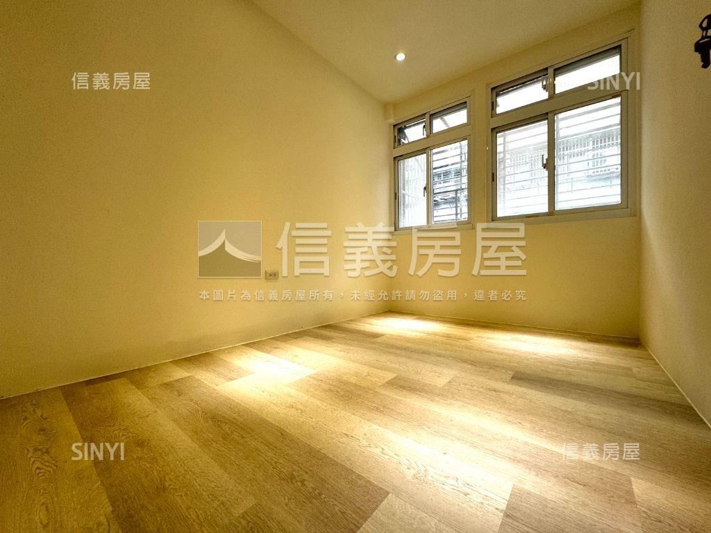 近捷運•邊間公寓•免裝潢房屋室內格局與周邊環境