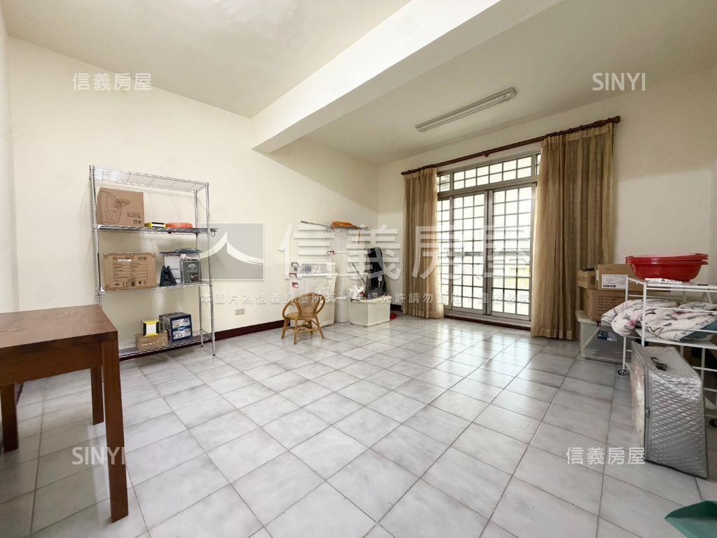 近８６大地坪邊間車墅房屋室內格局與周邊環境