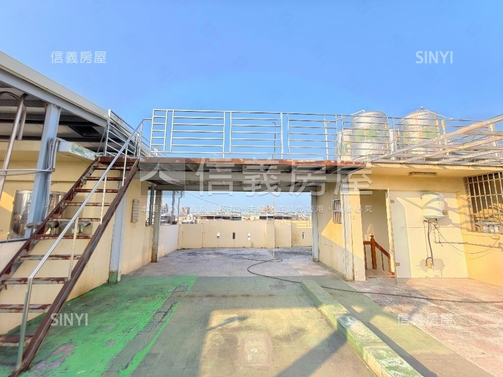 熱鬧正路‧面寬雙透店房屋室內格局與周邊環境