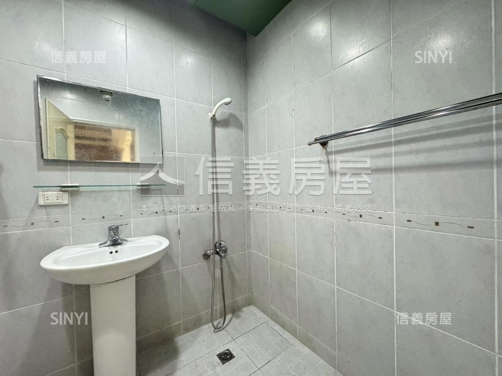 南方社區稀有釋出一樓房屋室內格局與周邊環境