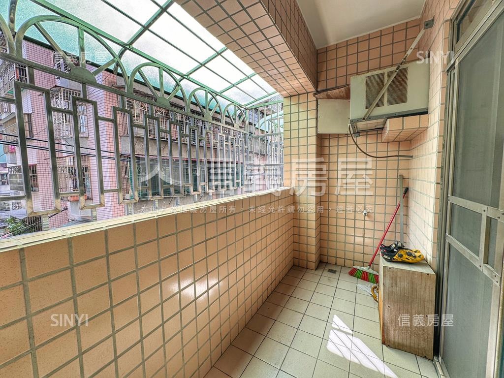錦和學區華廈大三房房屋室內格局與周邊環境