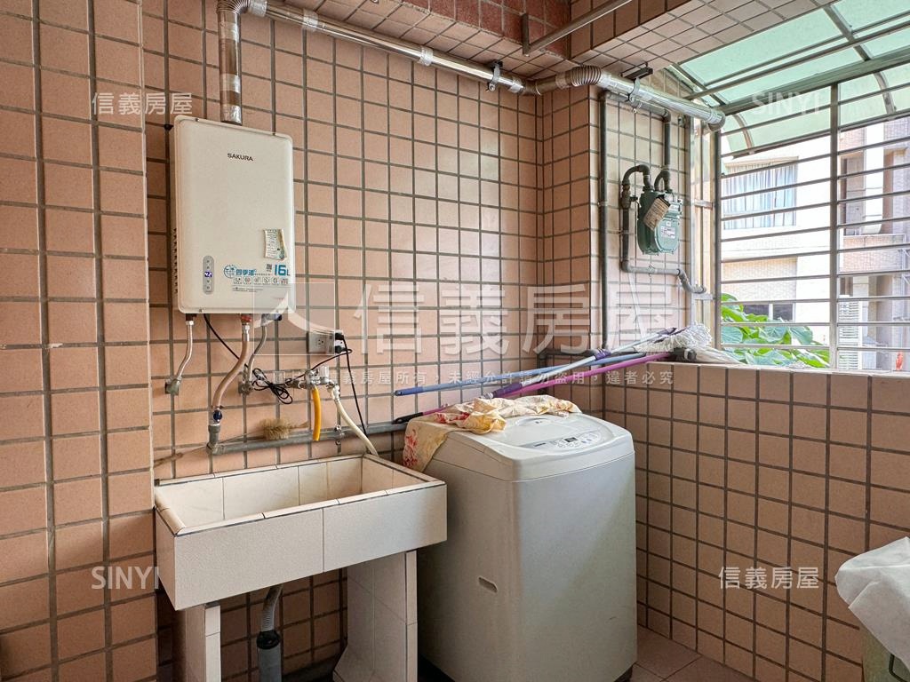 錦和學區華廈大三房房屋室內格局與周邊環境