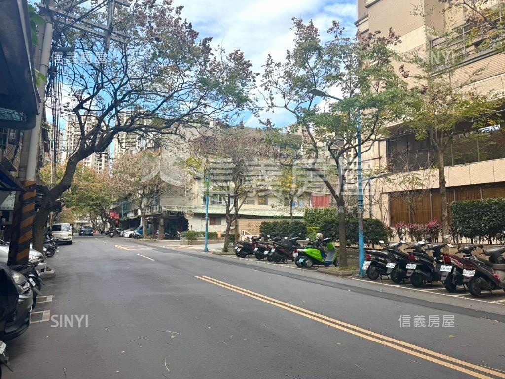 土城站方正一樓店面房屋室內格局與周邊環境