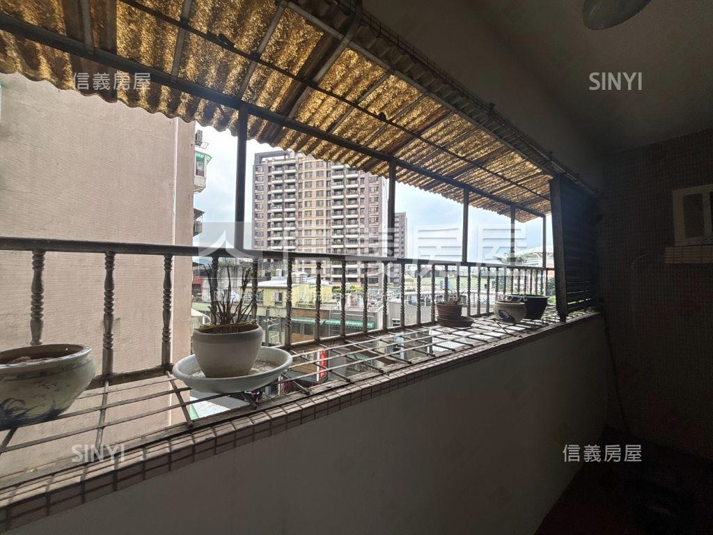 巨蛋成功大廈溫馨之家房屋室內格局與周邊環境