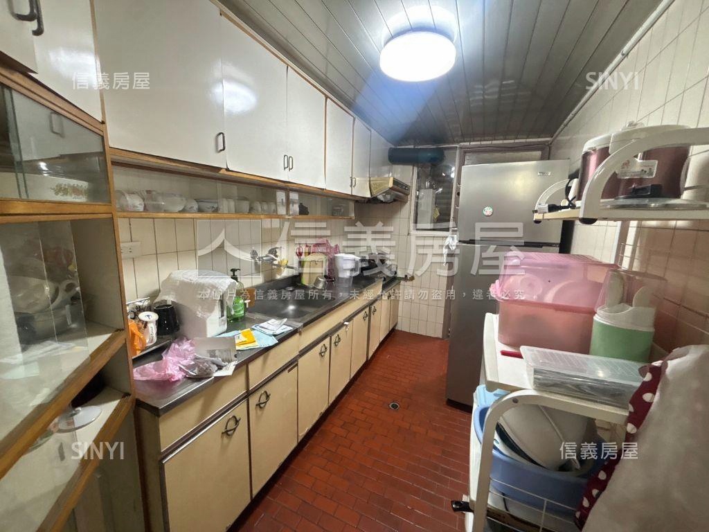 巨蛋成功大廈溫馨之家房屋室內格局與周邊環境