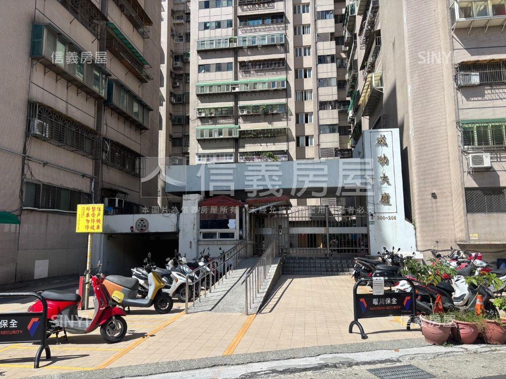 巨蛋成功大廈溫馨之家房屋室內格局與周邊環境