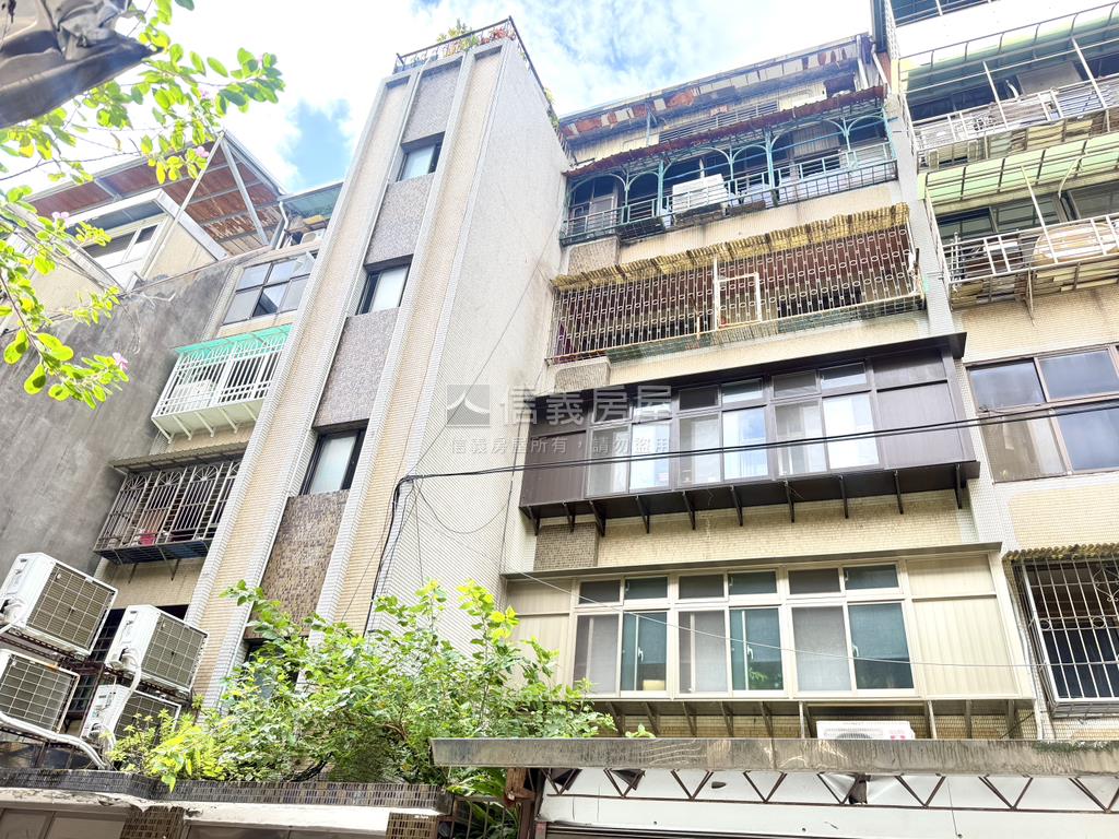 士林延平北路靜巷美寓房屋室內格局與周邊環境