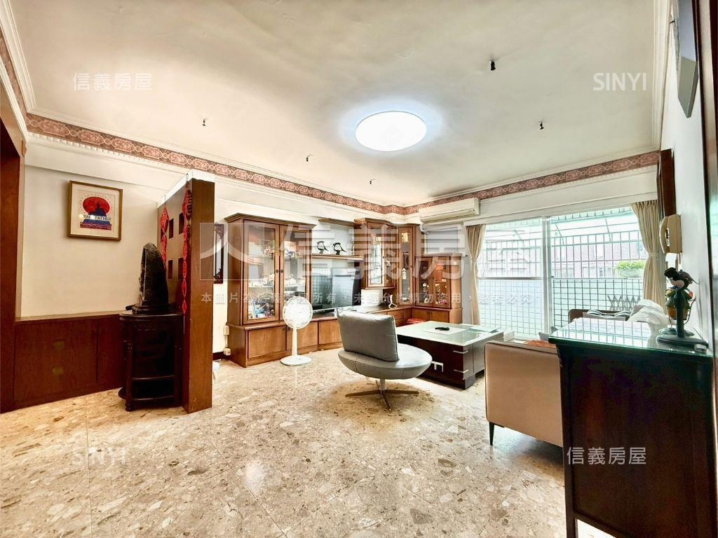 萬歲王宮｜邊間｜大五房房屋室內格局與周邊環境