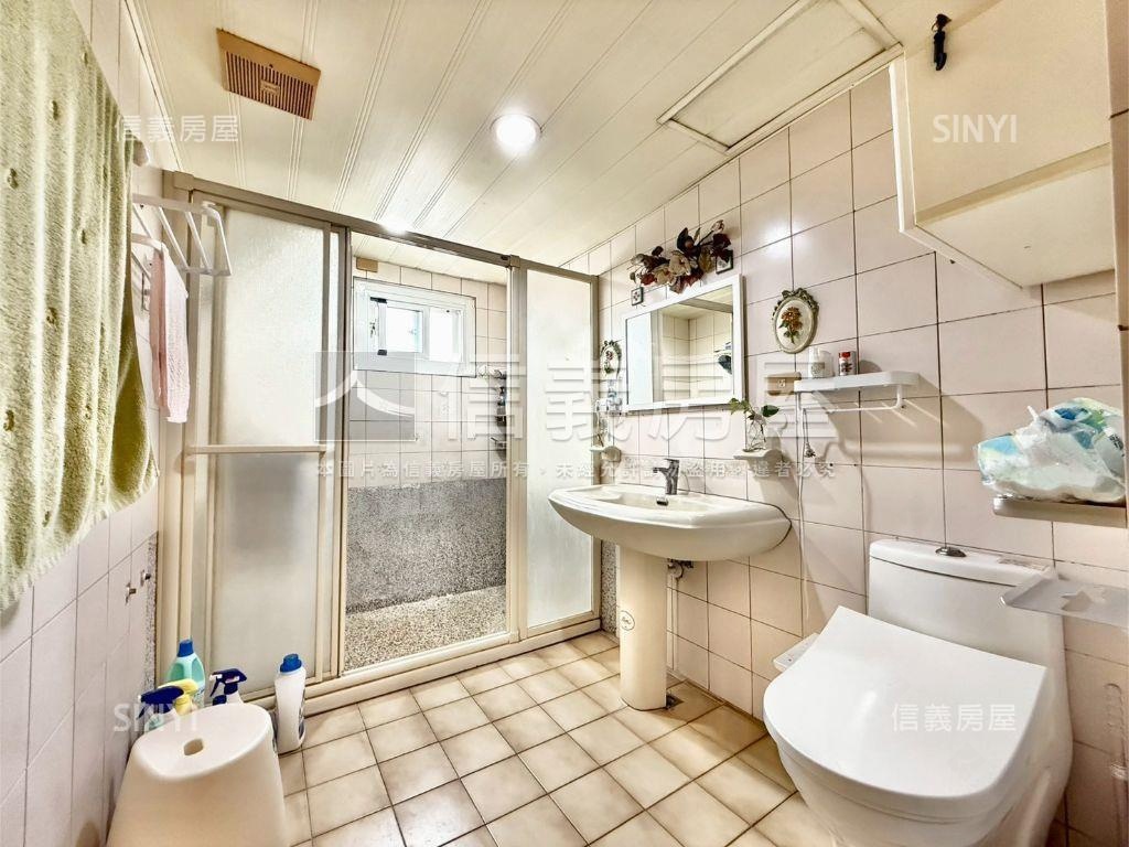 萬歲王宮｜邊間｜大五房房屋室內格局與周邊環境