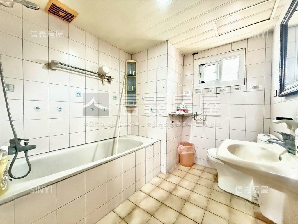 萬歲王宮｜邊間｜大五房房屋室內格局與周邊環境