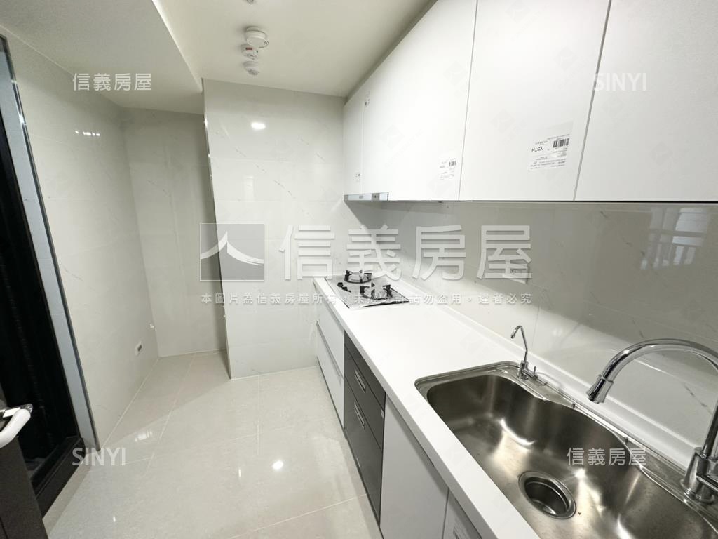 中山松悅Ａ棟七樓房屋室內格局與周邊環境