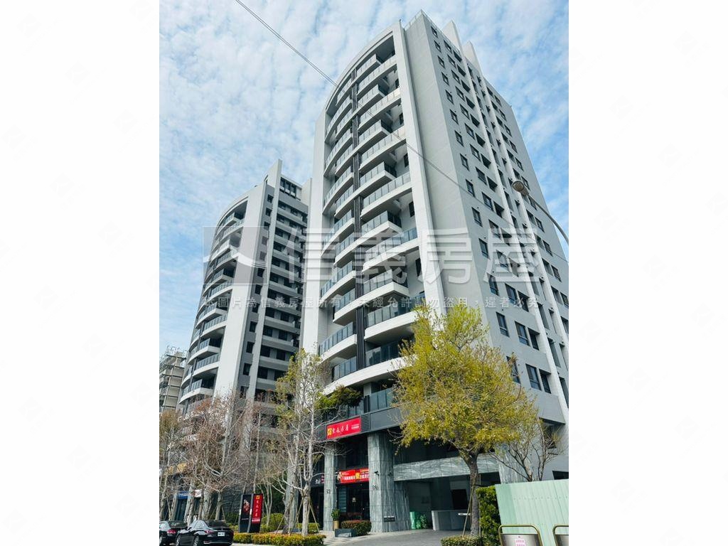 登陽川匯美妝三房車位房屋室內格局與周邊環境