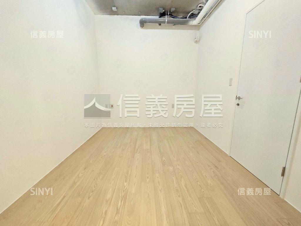 忠泰旭美面公園綠蔭盎然房屋室內格局與周邊環境