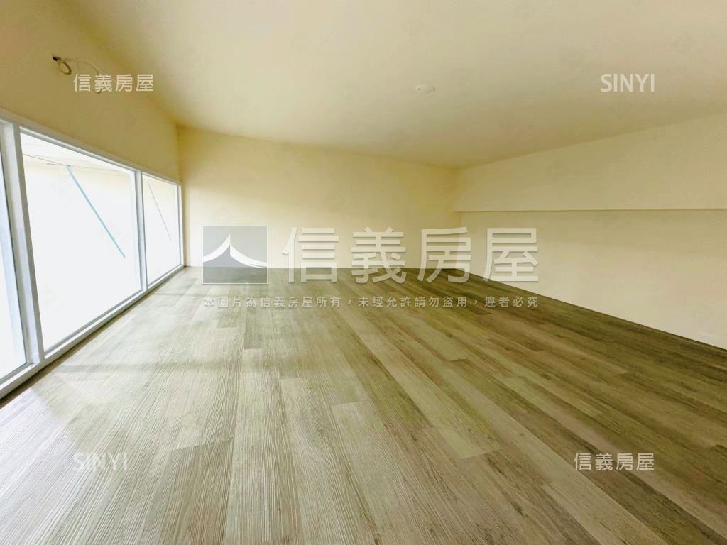 鼎山家樂福收租店面房屋室內格局與周邊環境