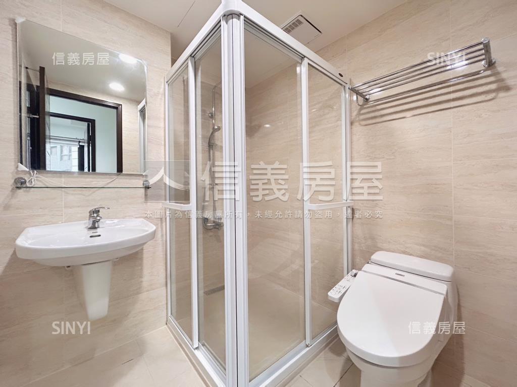 專任甲子園高樓兩房房屋室內格局與周邊環境