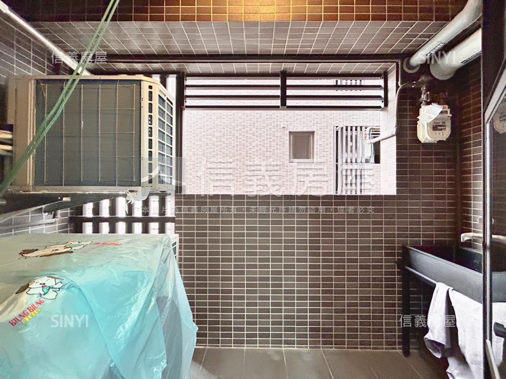 專任甲子園高樓兩房房屋室內格局與周邊環境