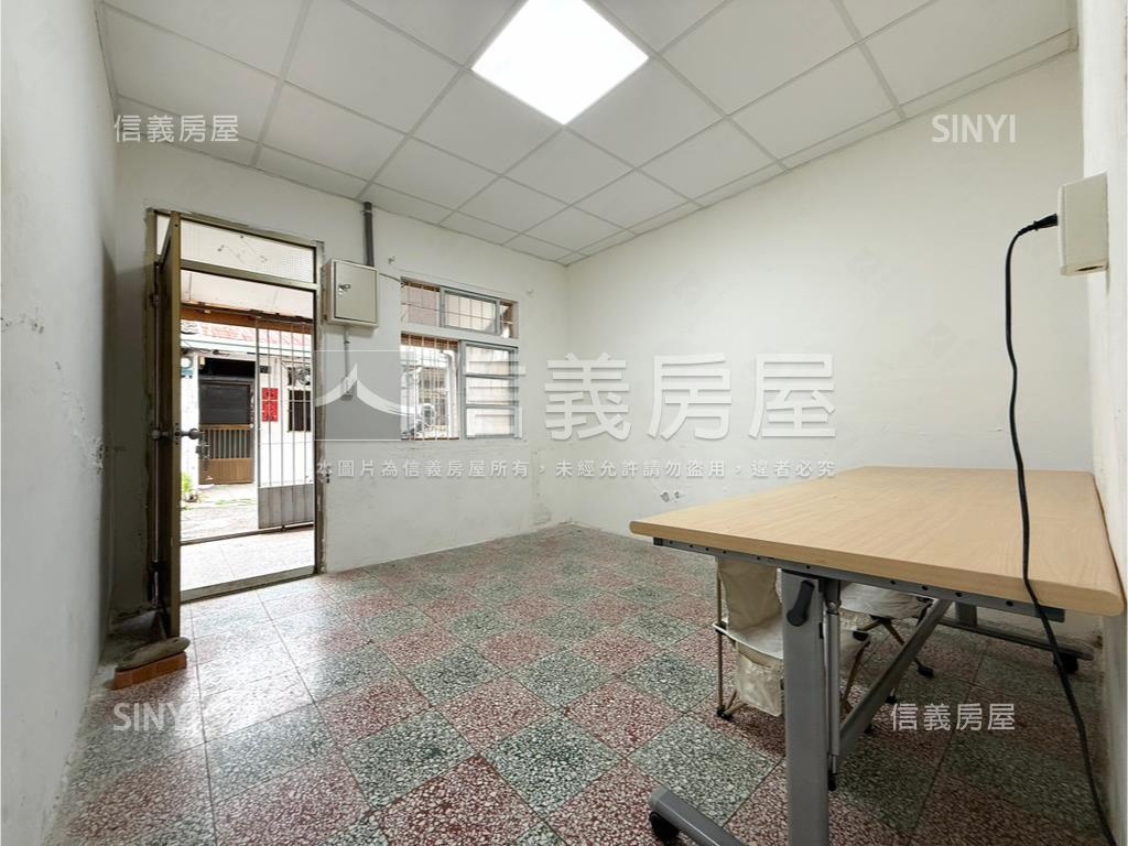 南太平靜巷大地坪平房房屋室內格局與周邊環境