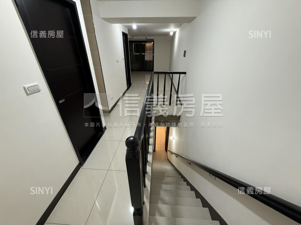 金店面。太陽帝國房屋室內格局與周邊環境
