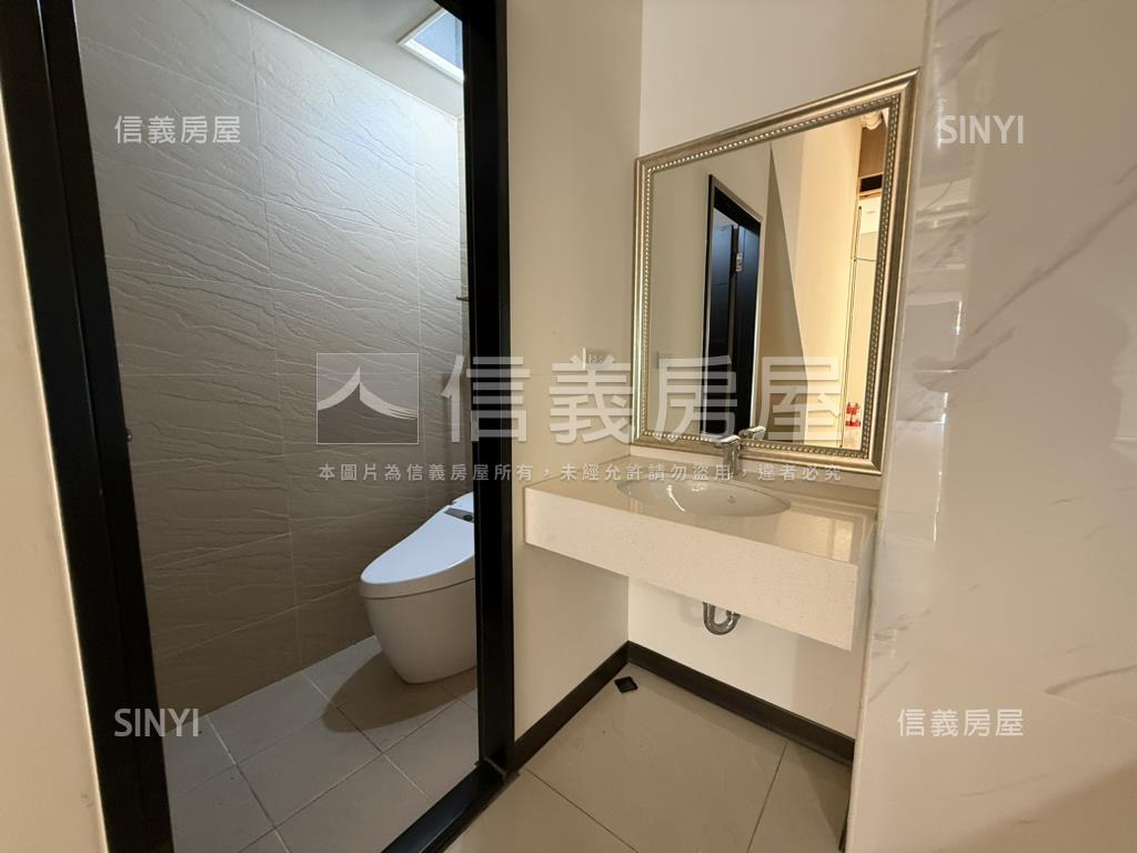 金店面。太陽帝國房屋室內格局與周邊環境
