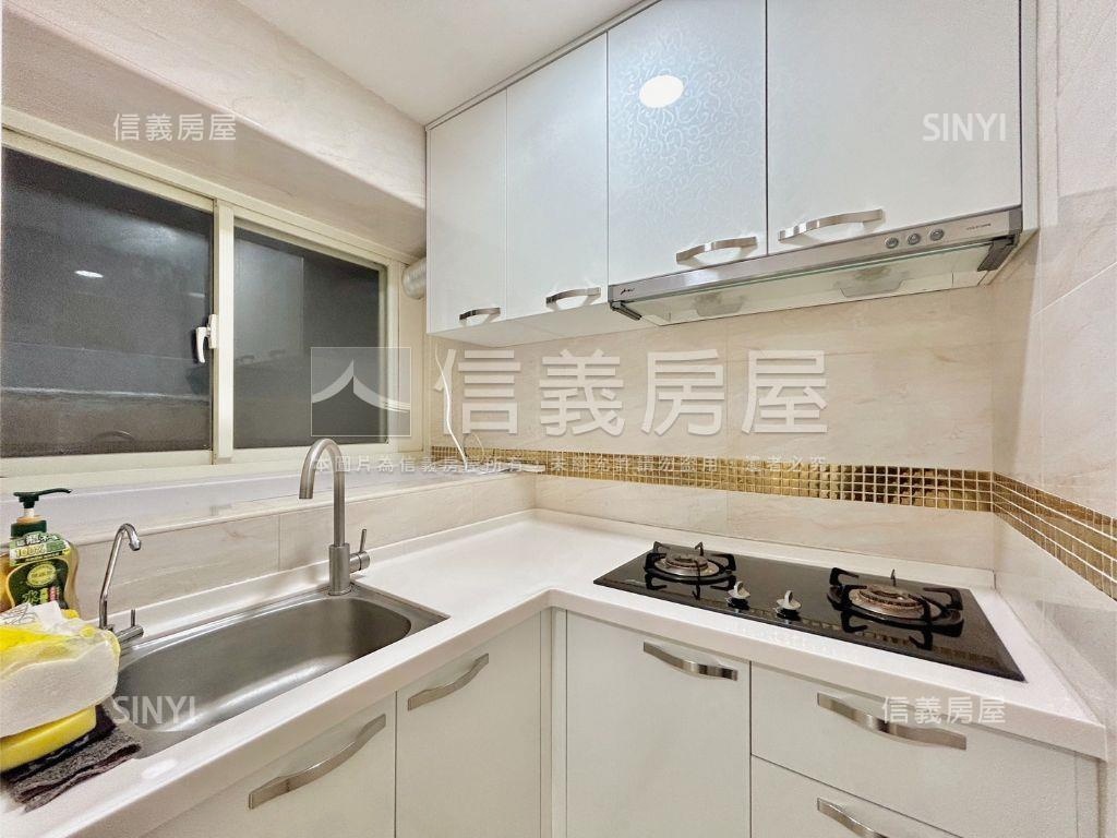 巨城商圈北大路大三房房屋室內格局與周邊環境