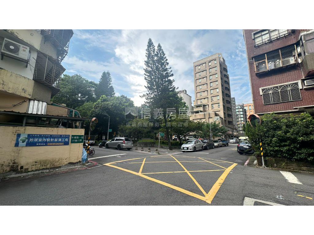 世新鑽石黃金收租美寓房屋室內格局與周邊環境