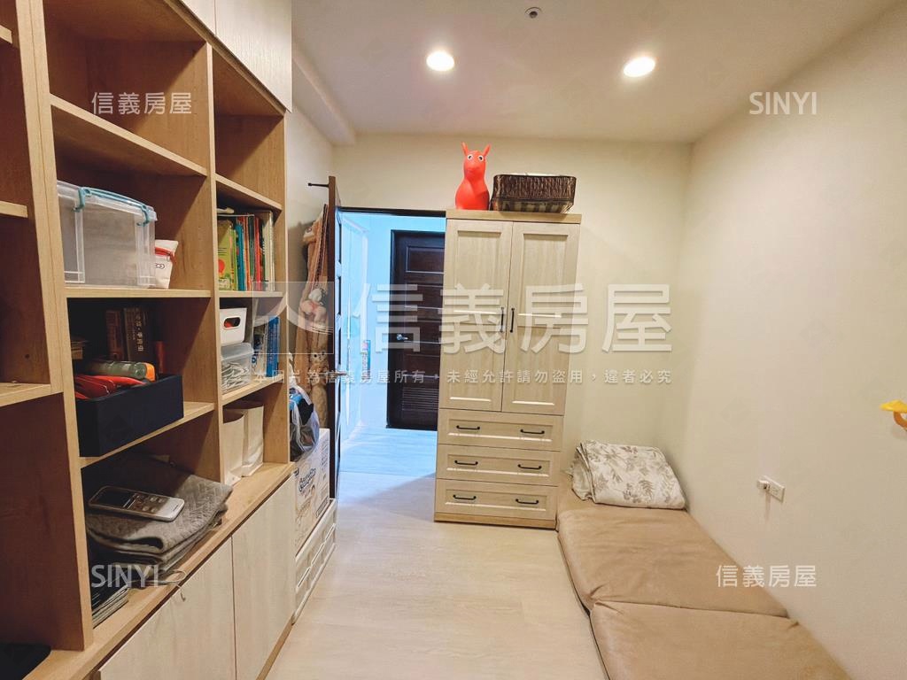 湛然靜巷美妝兩房房屋室內格局與周邊環境