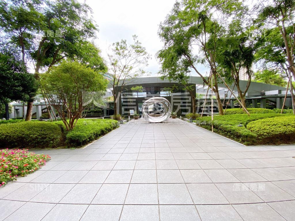 湛然靜巷美妝兩房房屋室內格局與周邊環境