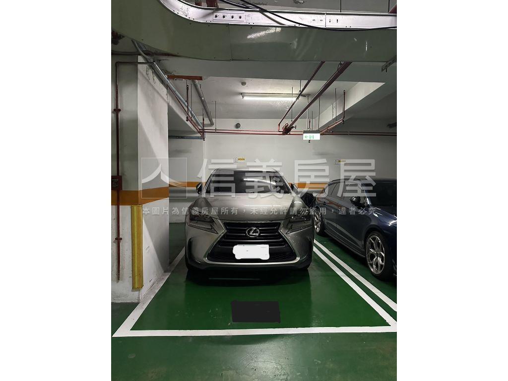 高樓美景採光四房房屋室內格局與周邊環境