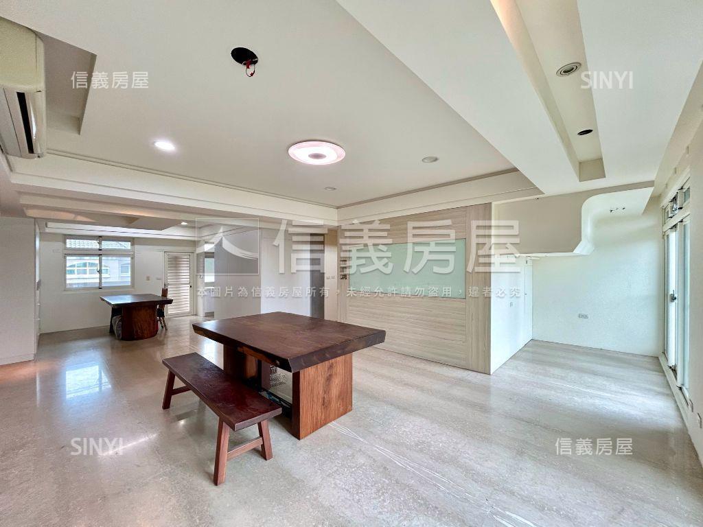 高鐵區時尚廣場樓中樓大戶房屋室內格局與周邊環境