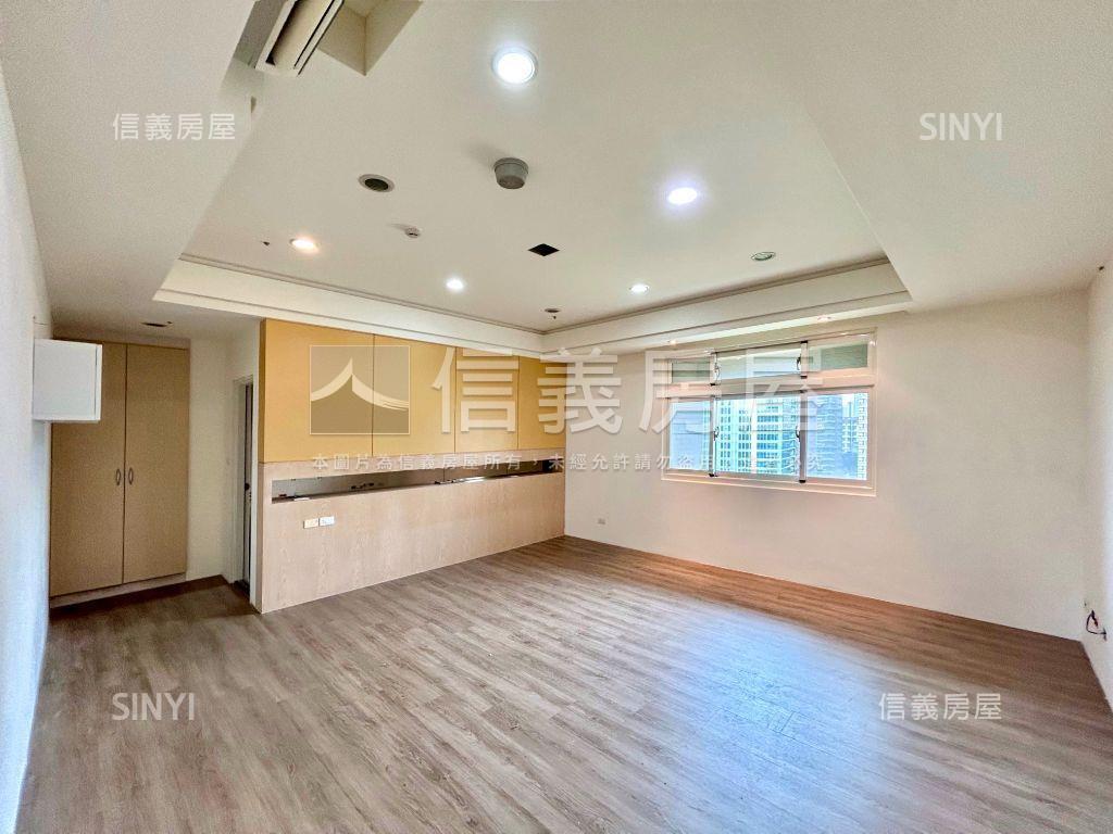 高鐵區時尚廣場樓中樓大戶房屋室內格局與周邊環境