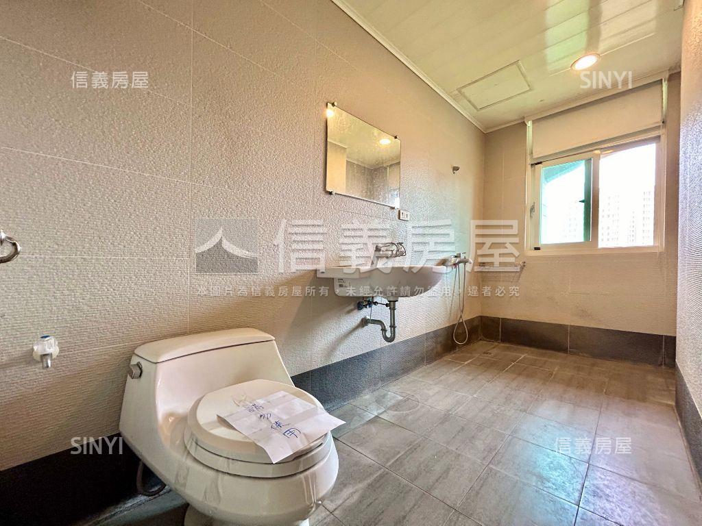 高鐵區時尚廣場樓中樓大戶房屋室內格局與周邊環境