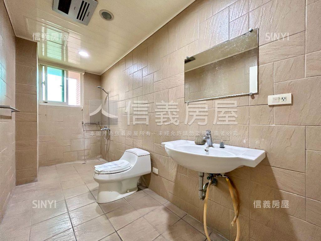 高鐵區時尚廣場樓中樓大戶房屋室內格局與周邊環境