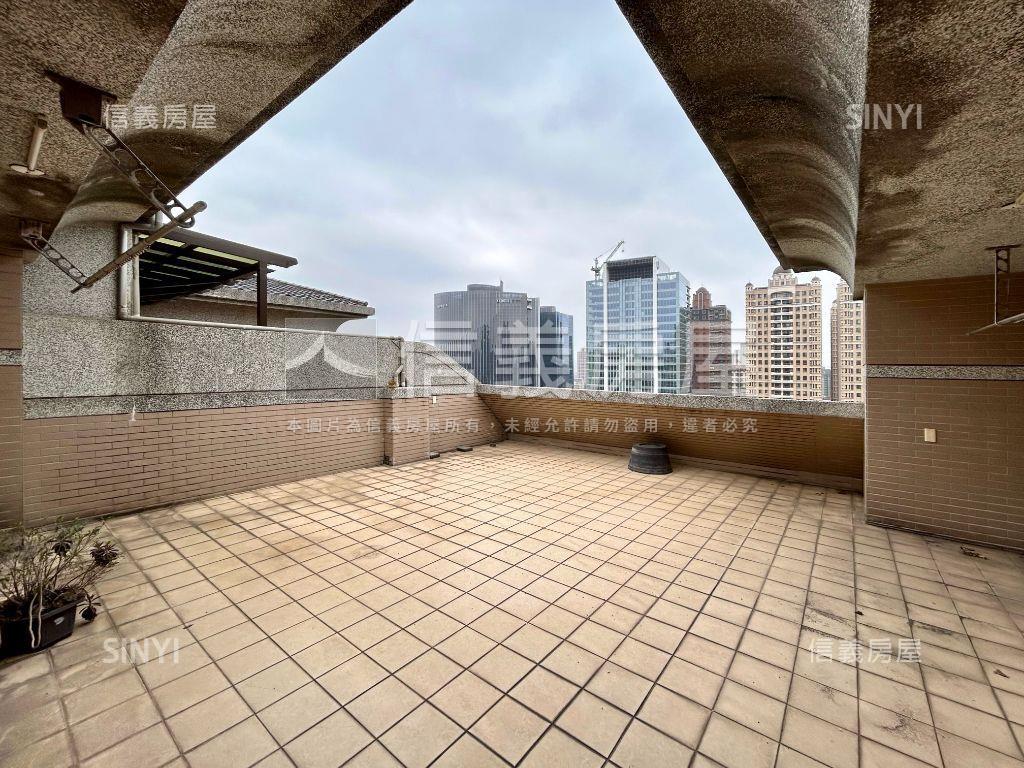 高鐵區時尚廣場樓中樓大戶房屋室內格局與周邊環境