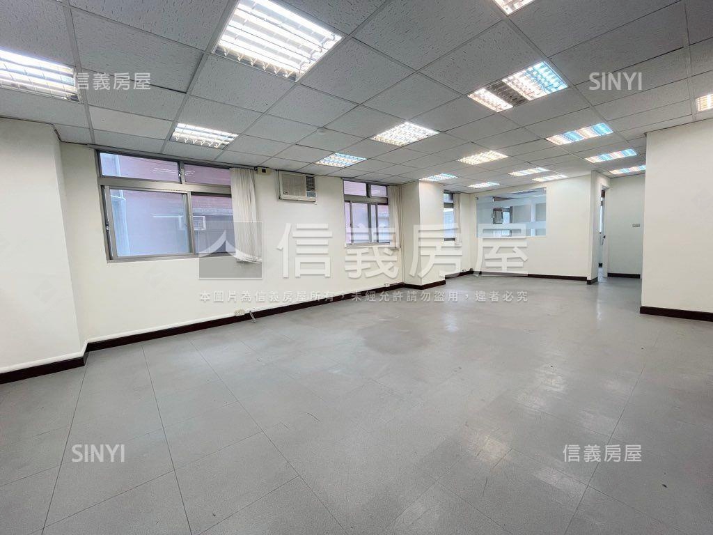 商三復興南路電梯美廈房屋室內格局與周邊環境