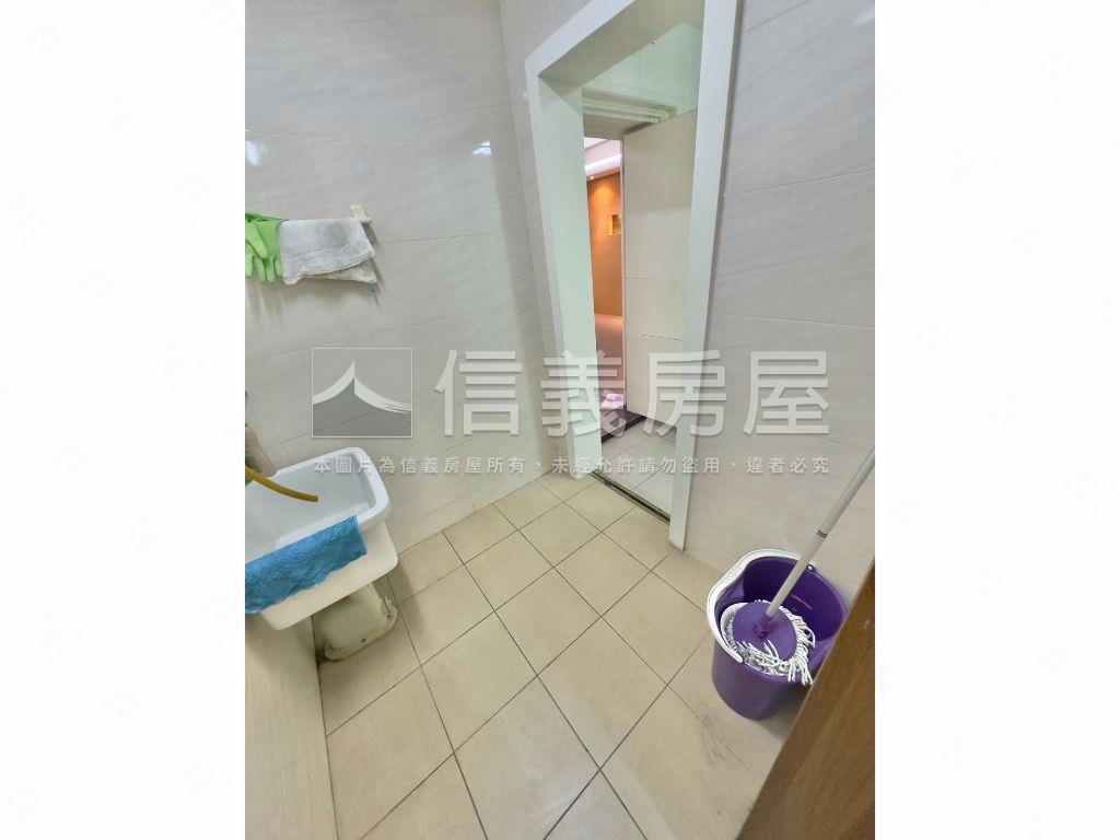 商三復興南路電梯美廈房屋室內格局與周邊環境
