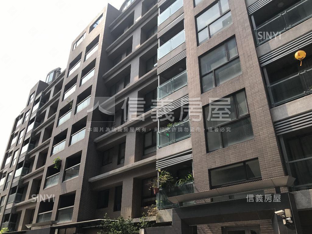 幸福夢想四房雙車位房屋室內格局與周邊環境