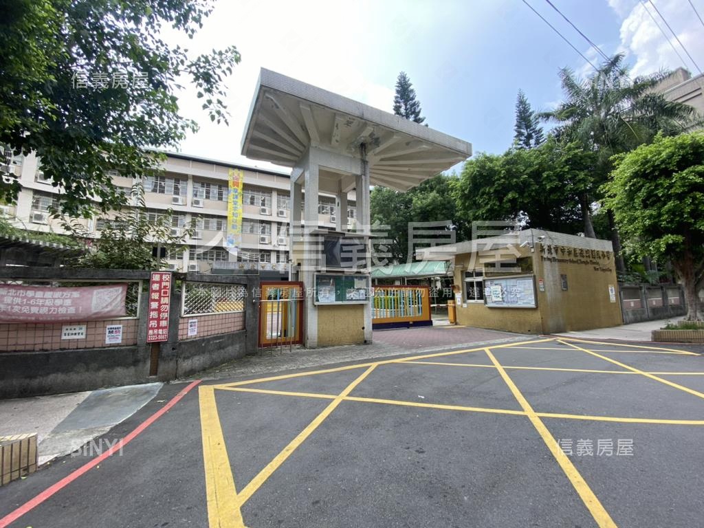 雙捷復興公園精緻裝潢四房房屋室內格局與周邊環境