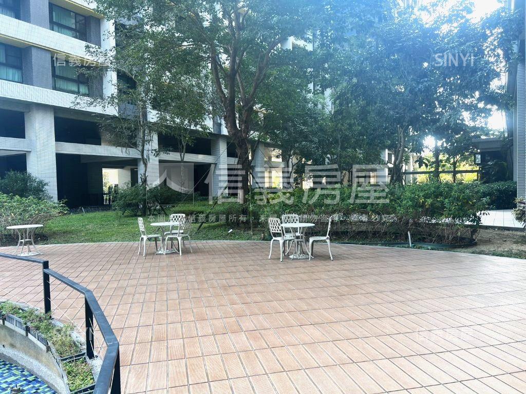 環球市面泳池棟距遠三房房屋室內格局與周邊環境