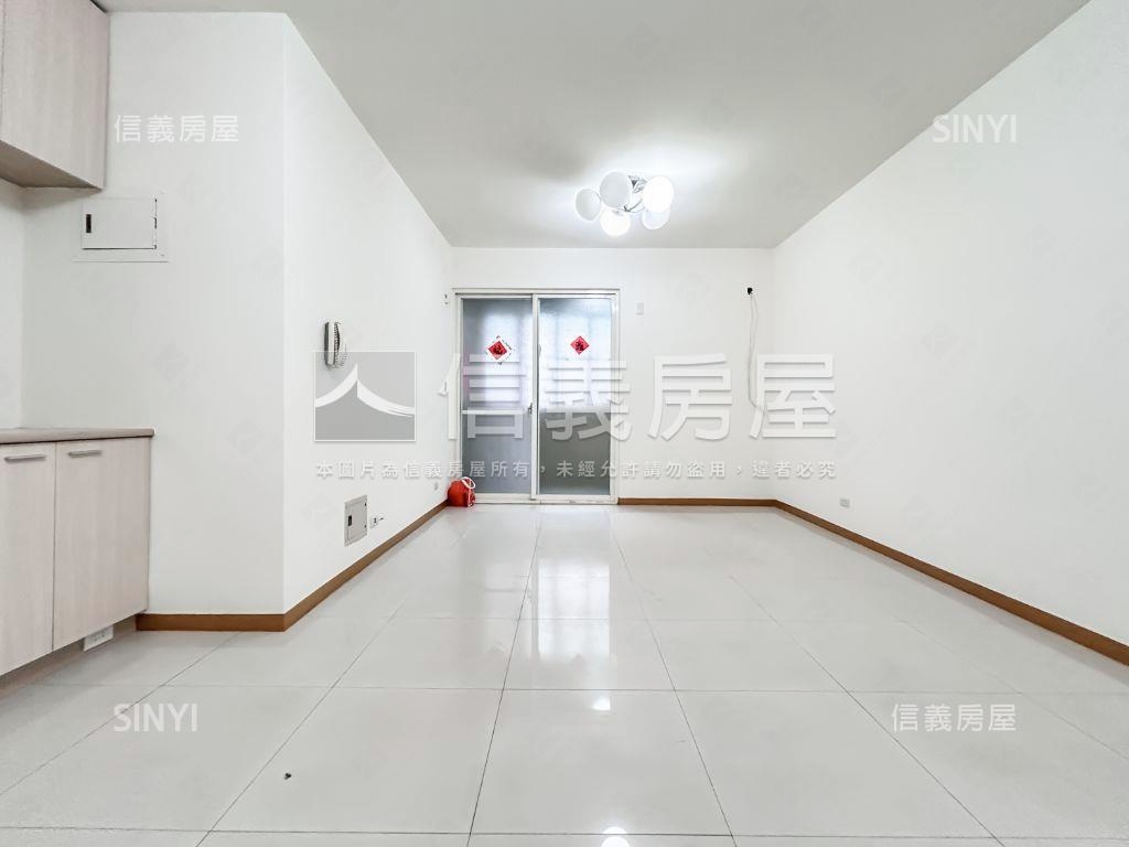 新接⭐國泰格局⭐三房雙衛房屋室內格局與周邊環境