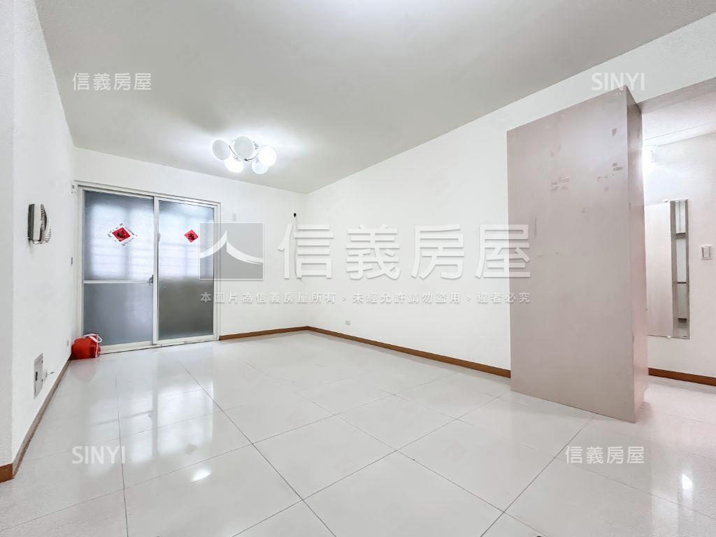 新接⭐國泰格局⭐三房雙衛房屋室內格局與周邊環境