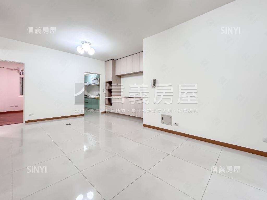 新接⭐國泰格局⭐三房雙衛房屋室內格局與周邊環境